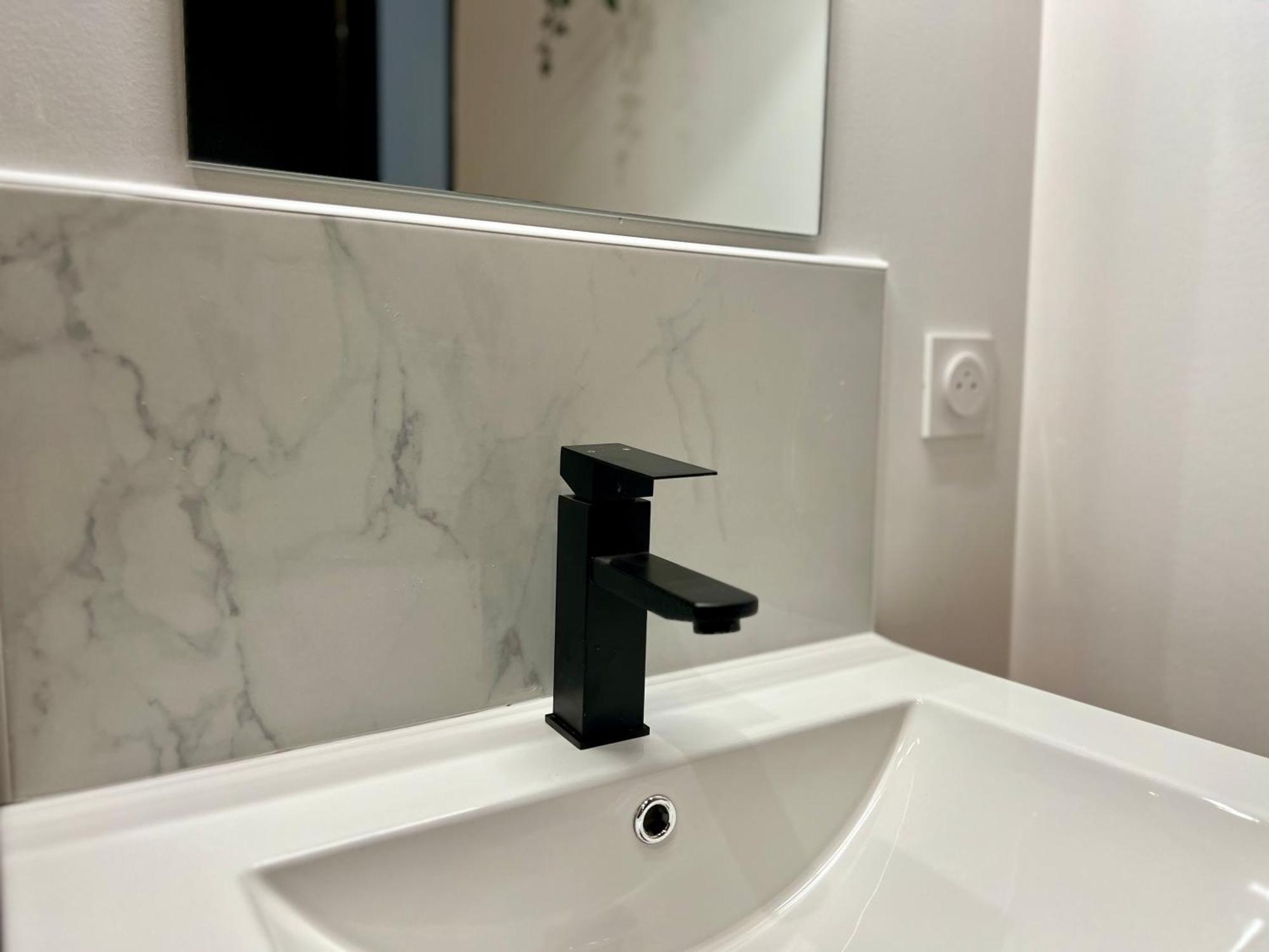 La Feuilleraie N1-Standingappart-Wifi-Proche Ville Fontenay-le-Comte Ngoại thất bức ảnh