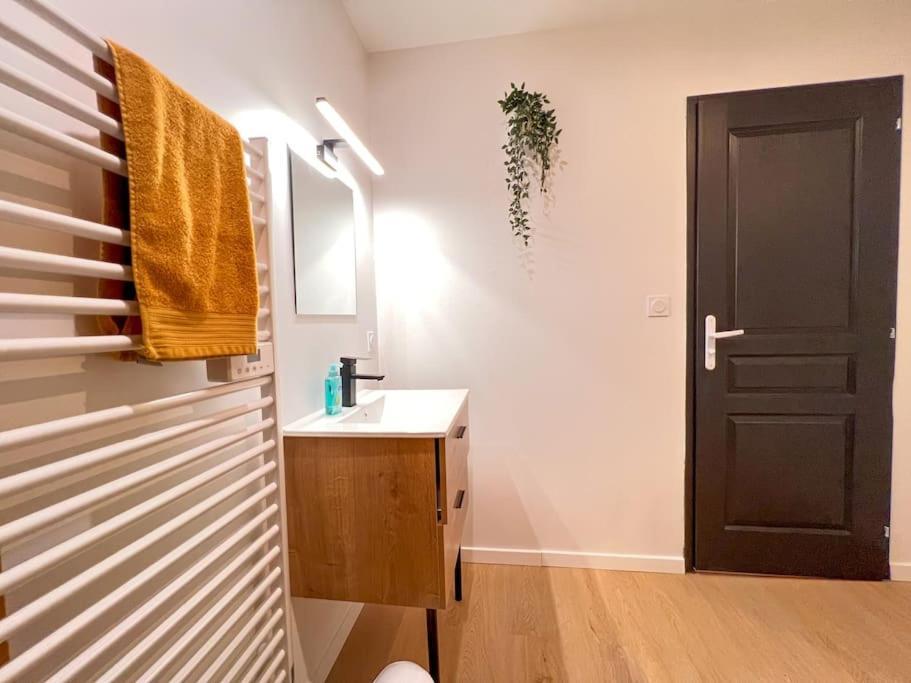 La Feuilleraie N1-Standingappart-Wifi-Proche Ville Fontenay-le-Comte Ngoại thất bức ảnh